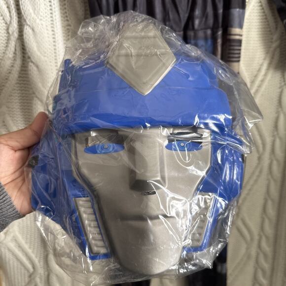 Transformers One OPTIMUS PRIME Halloween Muscle Costume Size Kids Small 4-6 NEW! - Picture 4 of 13